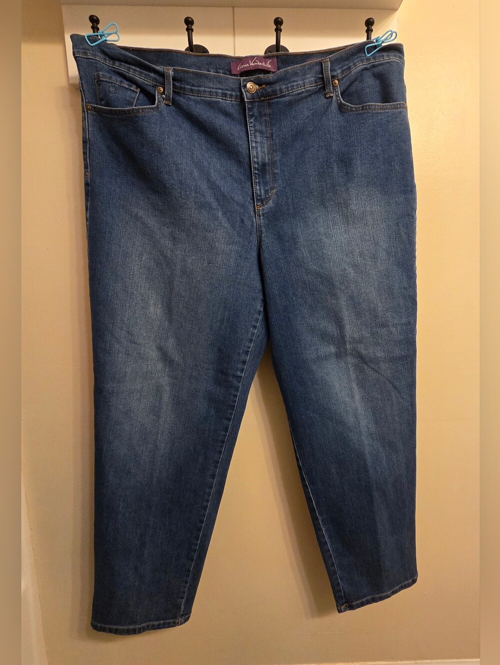 Gloria Vanderbilt Amanda Mom Jeans 24W Average Medium Wash Relaxed Tapered Leg
